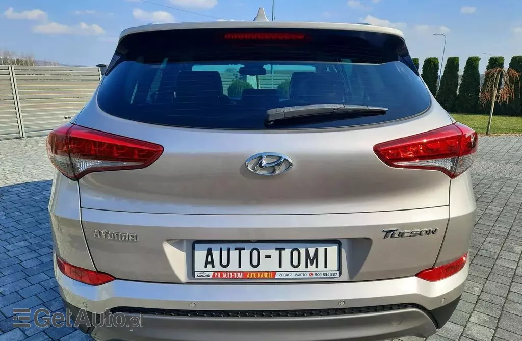 HYUNDAI Tucson 