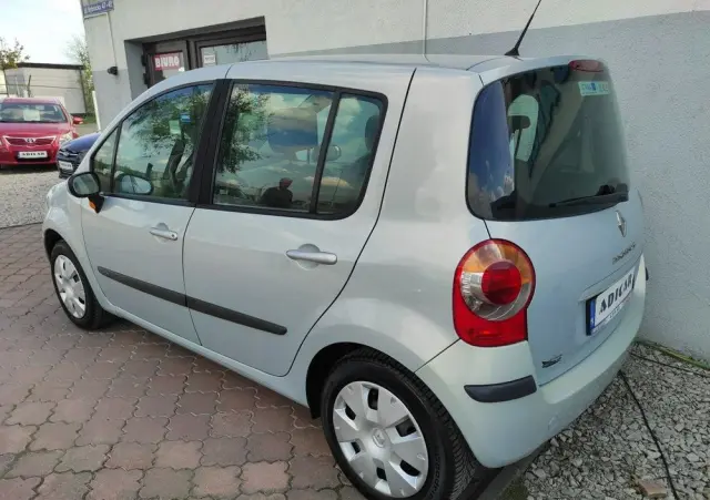 RENAULT Modus 