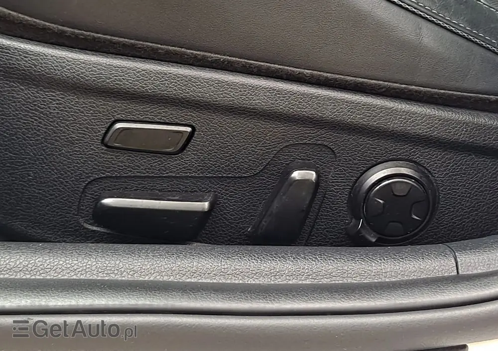 KIA Stinger 3.3 T-GDI V6 GT Prestige Line AWD