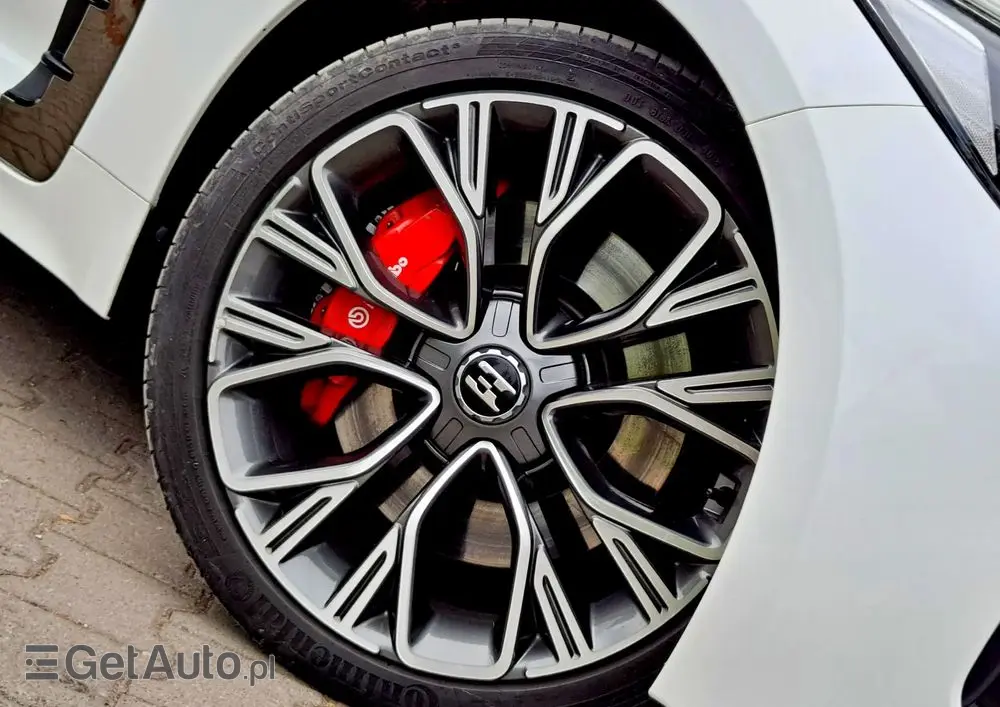 KIA Stinger 3.3 T-GDI V6 GT Prestige Line AWD