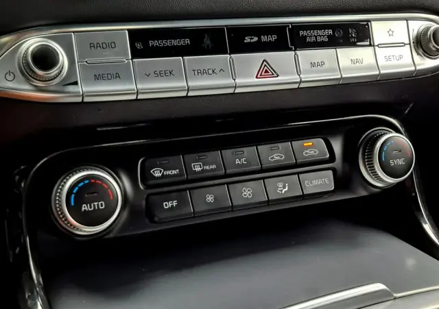 KIA Stinger 3.3 T-GDI V6 GT Prestige Line AWD