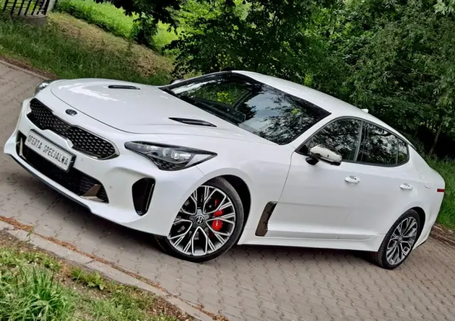 KIA Stinger 3.3 T-GDI V6 GT Prestige Line AWD