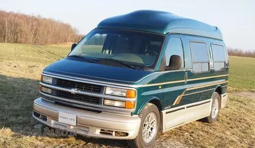 GMC Savana 