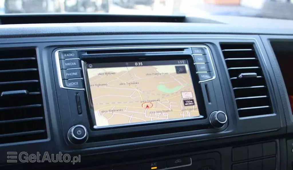 VOLKSWAGEN TRANSPORTER 