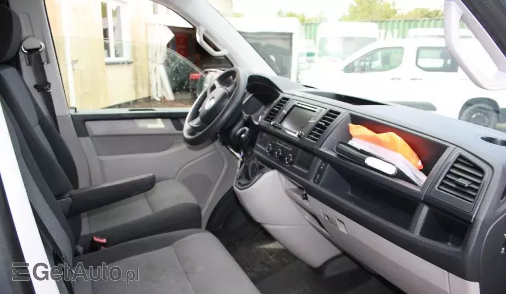 VOLKSWAGEN TRANSPORTER 