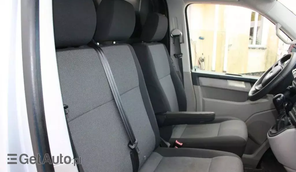 VOLKSWAGEN TRANSPORTER 