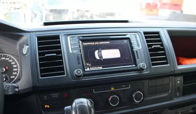 VOLKSWAGEN TRANSPORTER 