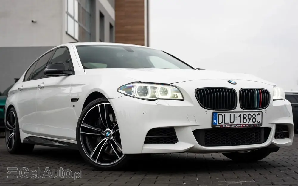 BMW Seria 5 M550d xDrive Sport-Aut