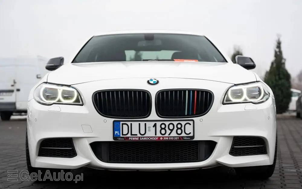 BMW Seria 5 M550d xDrive Sport-Aut