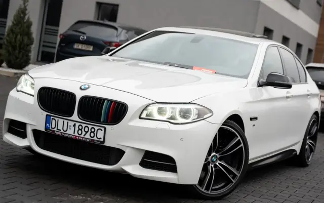 BMW Seria 5 M550d xDrive Sport-Aut