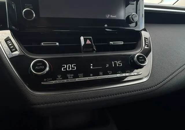 TOYOTA Corolla 1.5 Comfort