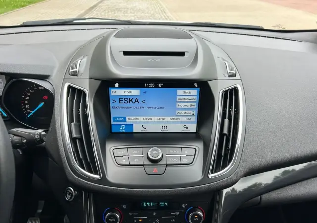 FORD Kuga 1.5 EcoBoost 2x4 Titanium