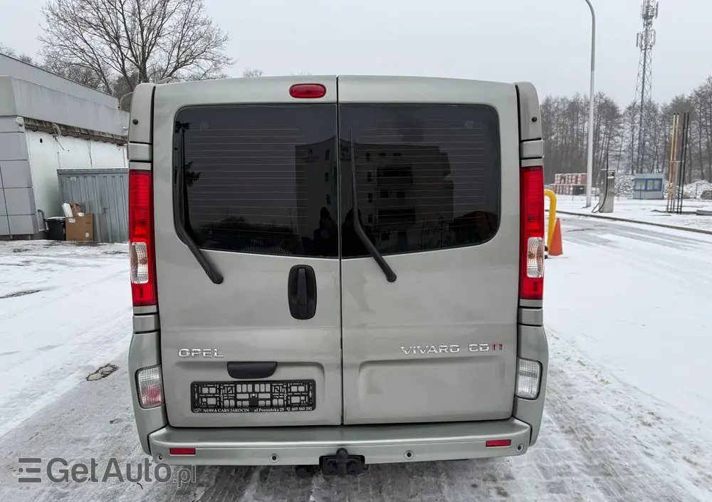 OPEL Vivaro 