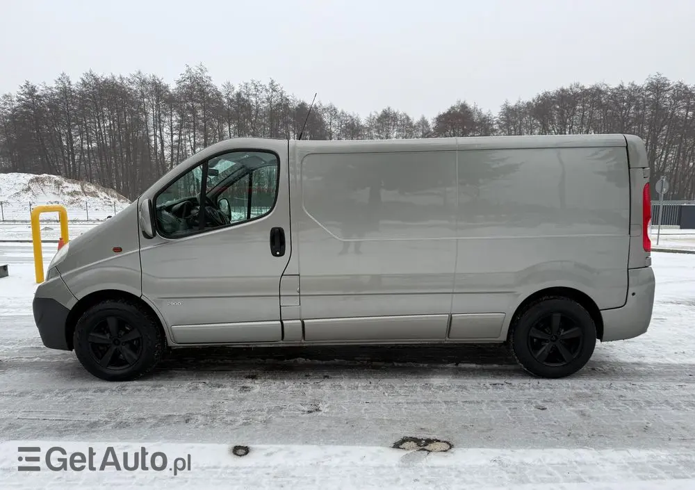 OPEL Vivaro 