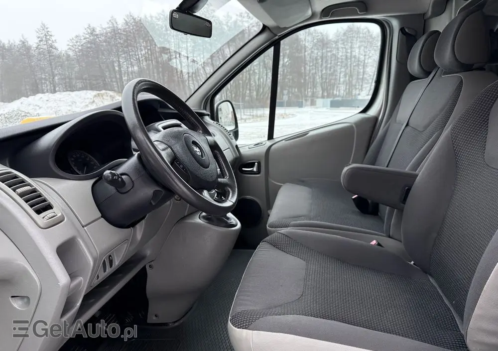 OPEL Vivaro 