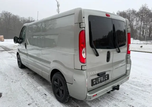 OPEL Vivaro 