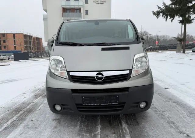 OPEL Vivaro 