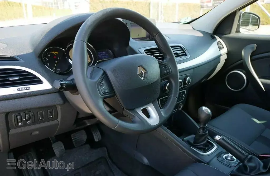 RENAULT Megane 