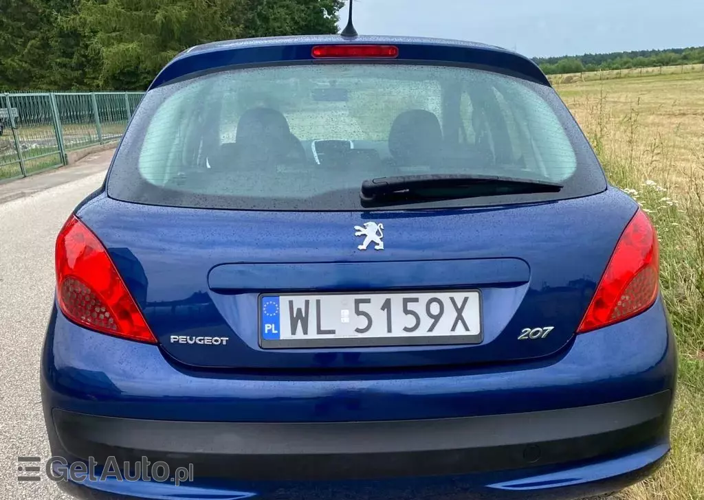 PEUGEOT 207 