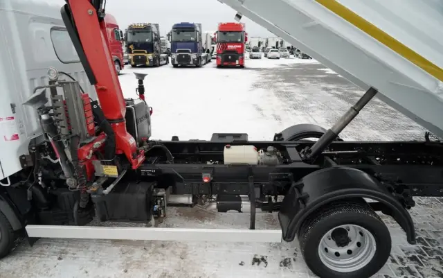 RENAULT MAXITY 140 DXI / WYWROTKA /+ HDS FASSI F22A / 995 KG UDŹWIG / WYSÓW 5,5 M / SPROWADZONY 