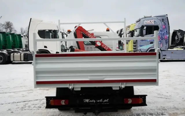 RENAULT MAXITY 140 DXI / WYWROTKA /+ HDS FASSI F22A / 995 KG UDŹWIG / WYSÓW 5,5 M / SPROWADZONY 