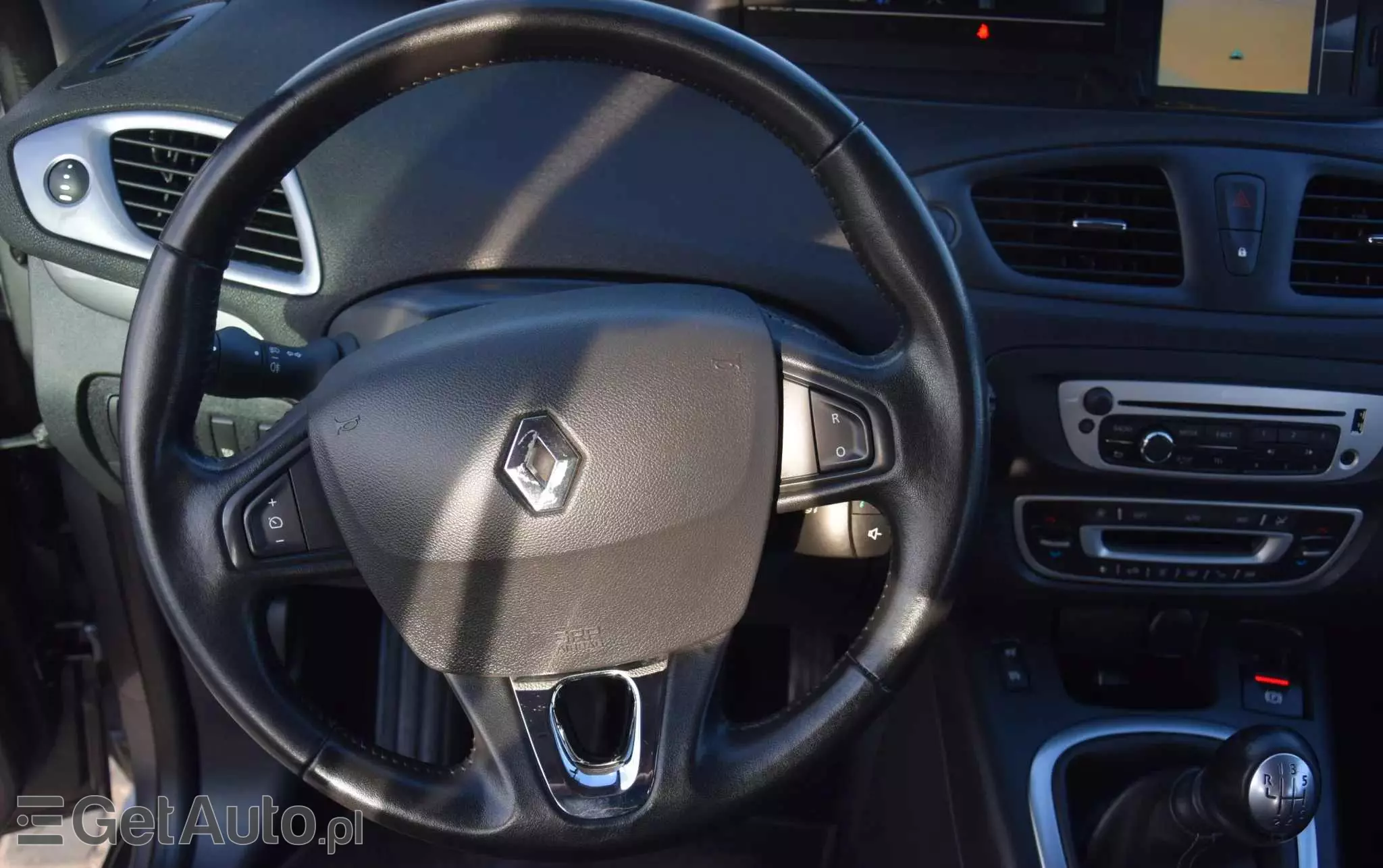 RENAULT Scenic ENERGY TCe 115 S&S LIMITED