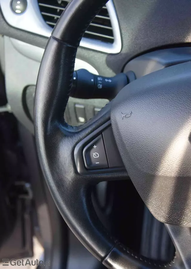 RENAULT Scenic ENERGY TCe 115 S&S LIMITED