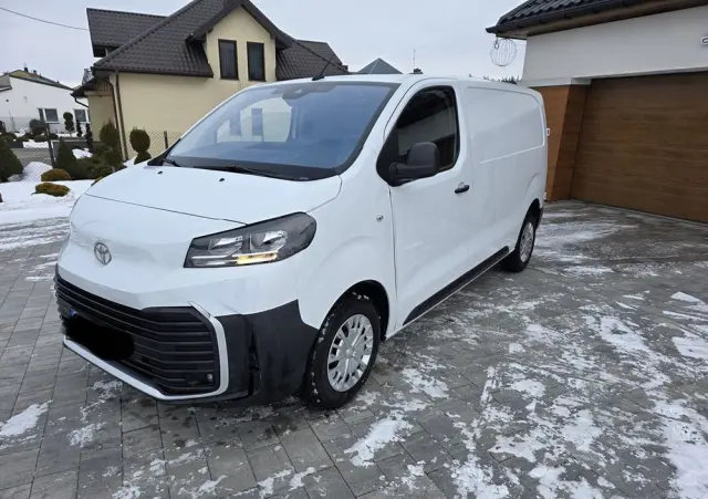 TOYOTA Proace 