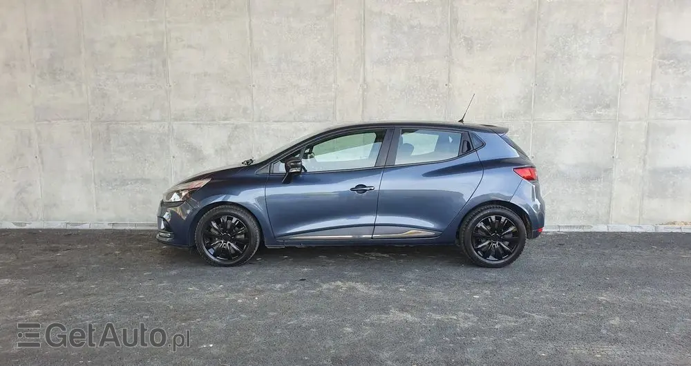 RENAULT Clio 0.9 TCe Life