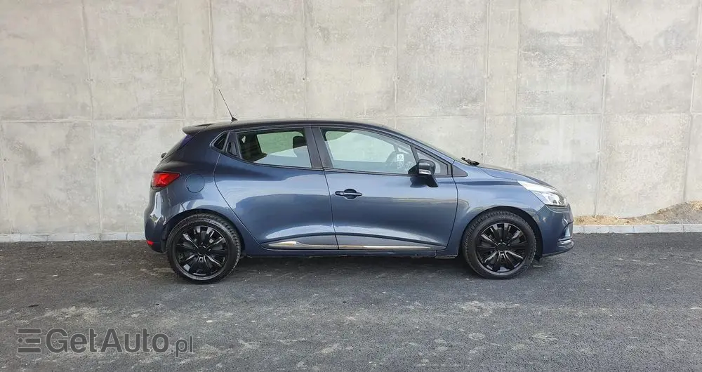 RENAULT Clio 0.9 TCe Life