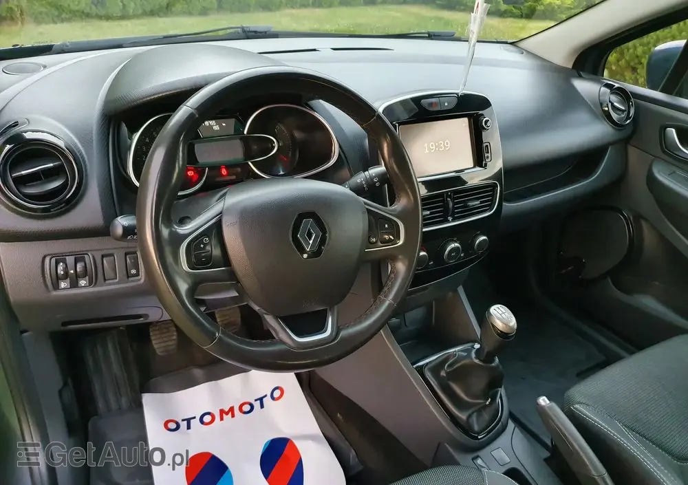 RENAULT Clio 0.9 TCe Life