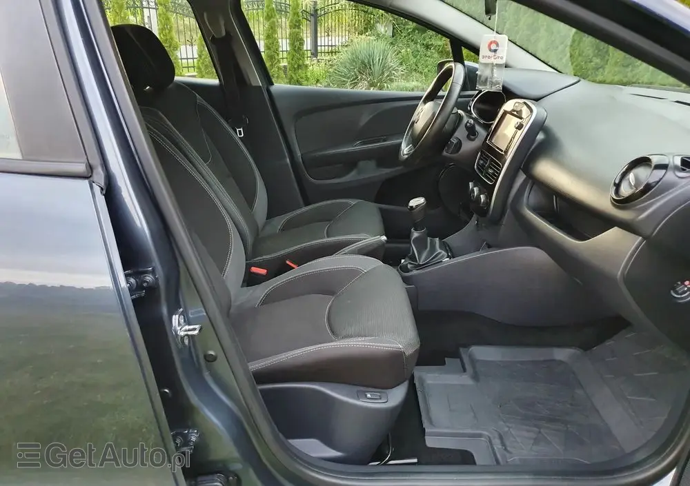 RENAULT Clio 0.9 TCe Life