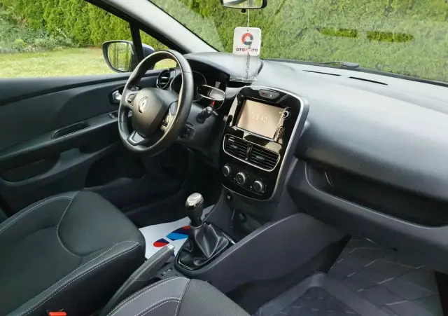 RENAULT Clio 0.9 TCe Life