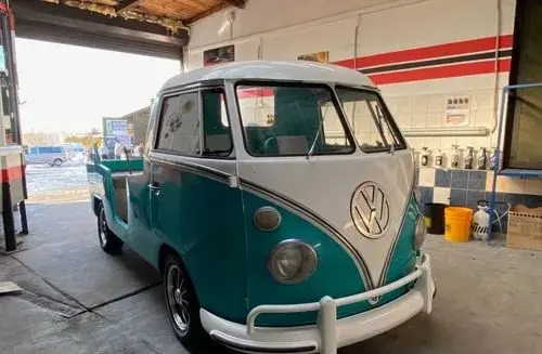 VOLKSWAGEN Transporter 