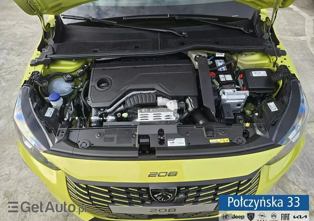 PEUGEOT 208 