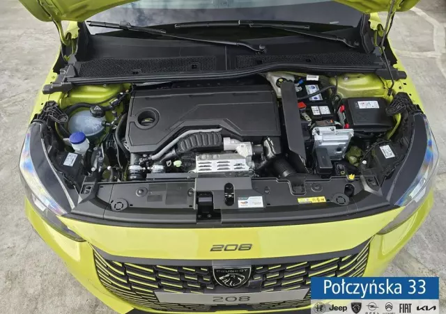 PEUGEOT 208 