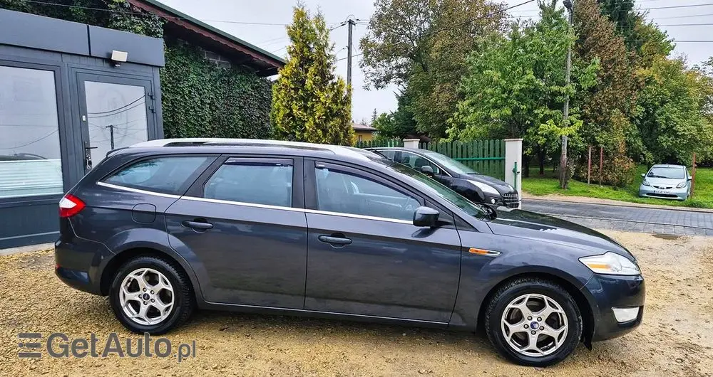 FORD Mondeo 2.0 FF Platinium X Plus (Titanium)