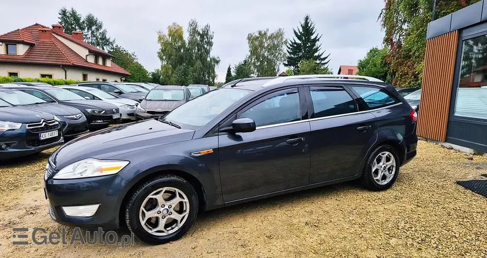 FORD Mondeo 2.0 FF Platinium X Plus (Titanium)