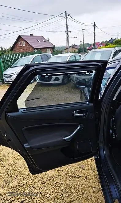 FORD Mondeo 2.0 FF Platinium X Plus (Titanium)