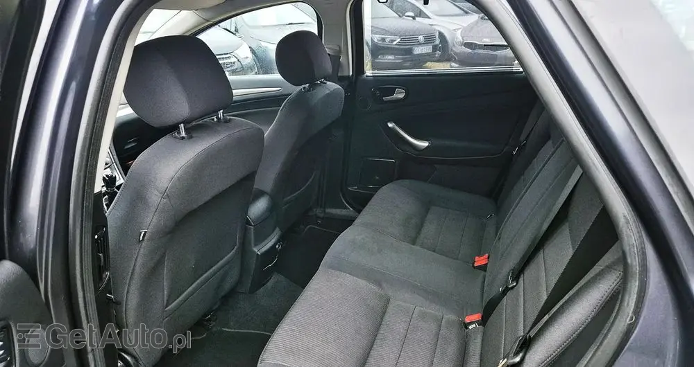 FORD Mondeo 2.0 FF Platinium X Plus (Titanium)