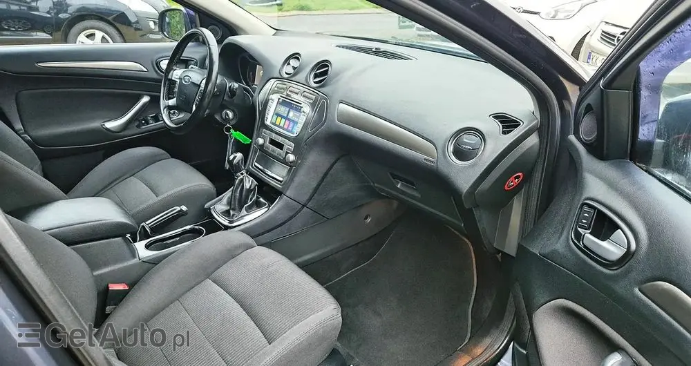 FORD Mondeo 2.0 FF Platinium X Plus (Titanium)