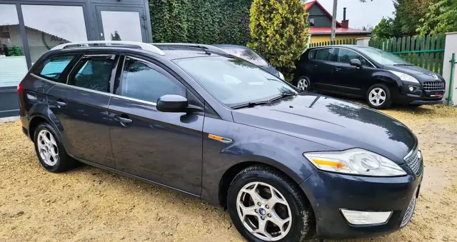 FORD Mondeo 2.0 FF Platinium X Plus (Titanium)