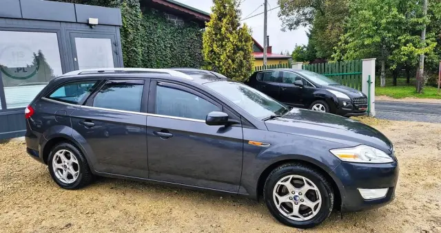 FORD Mondeo 2.0 FF Platinium X Plus (Titanium)