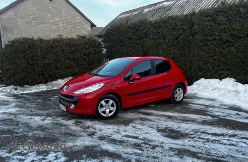 PEUGEOT 207 
