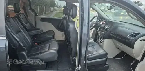 CHRYSLER Town & Country 