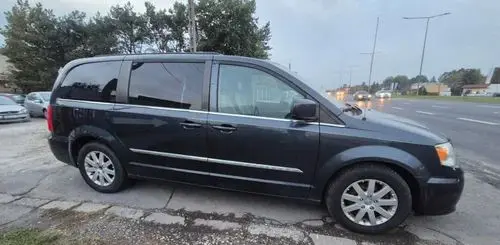 CHRYSLER Town & Country 