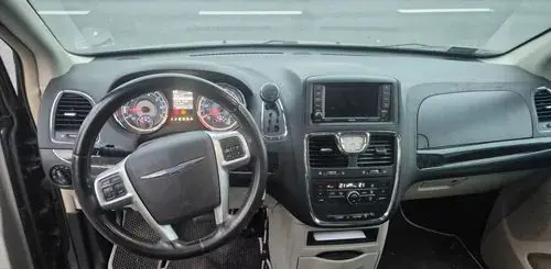 CHRYSLER Town & Country 