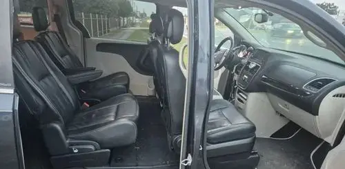 CHRYSLER Town & Country 