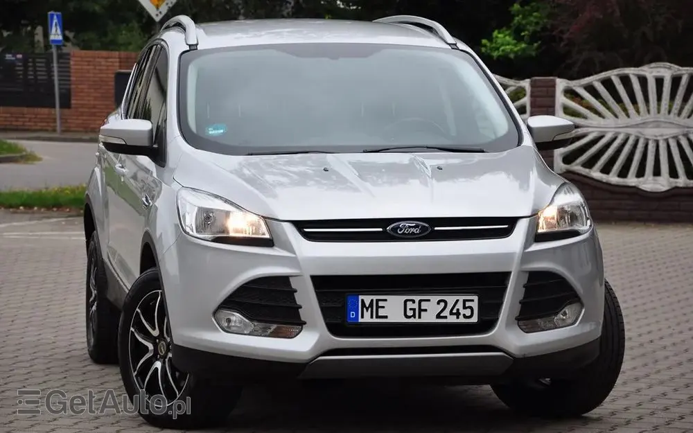 FORD Kuga 2.0 TDCi 4WD Titanium