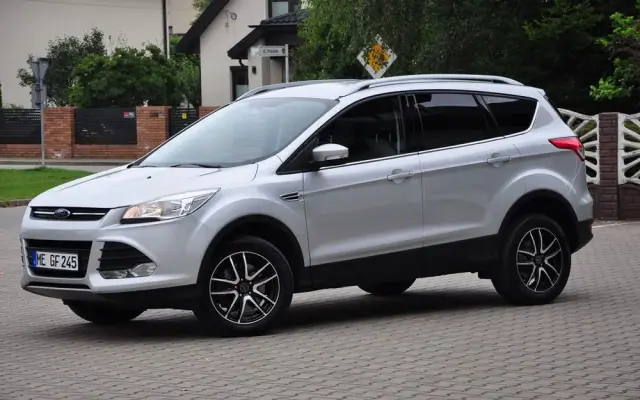 FORD Kuga 2.0 TDCi 4WD Titanium